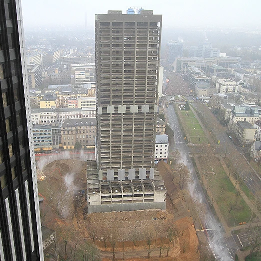 Sprengung AfE Tower in Frankfurt - Bild 2