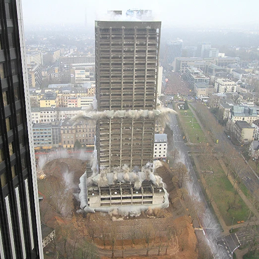 Sprengung AfE Tower in Frankfurt - Bild 4