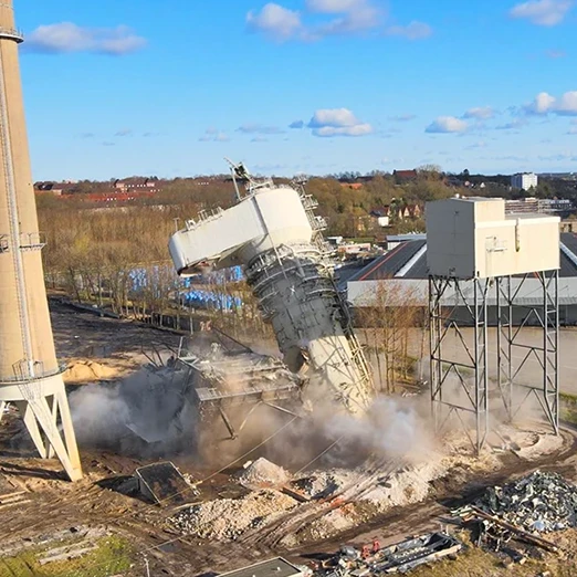 Sprengung Kesselhaus, DeNoX & Schornstein Gemeinschaftskraftwerk Kiel - Bild 5